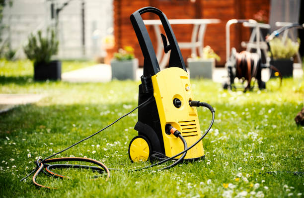 Best Driveway Pressure Washing  in Copiague, NY